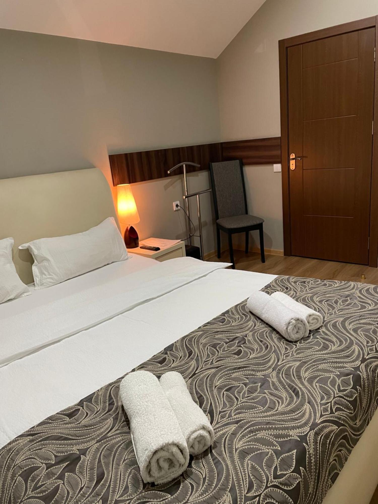 New Hotel Тбілісі Екстер'єр фото