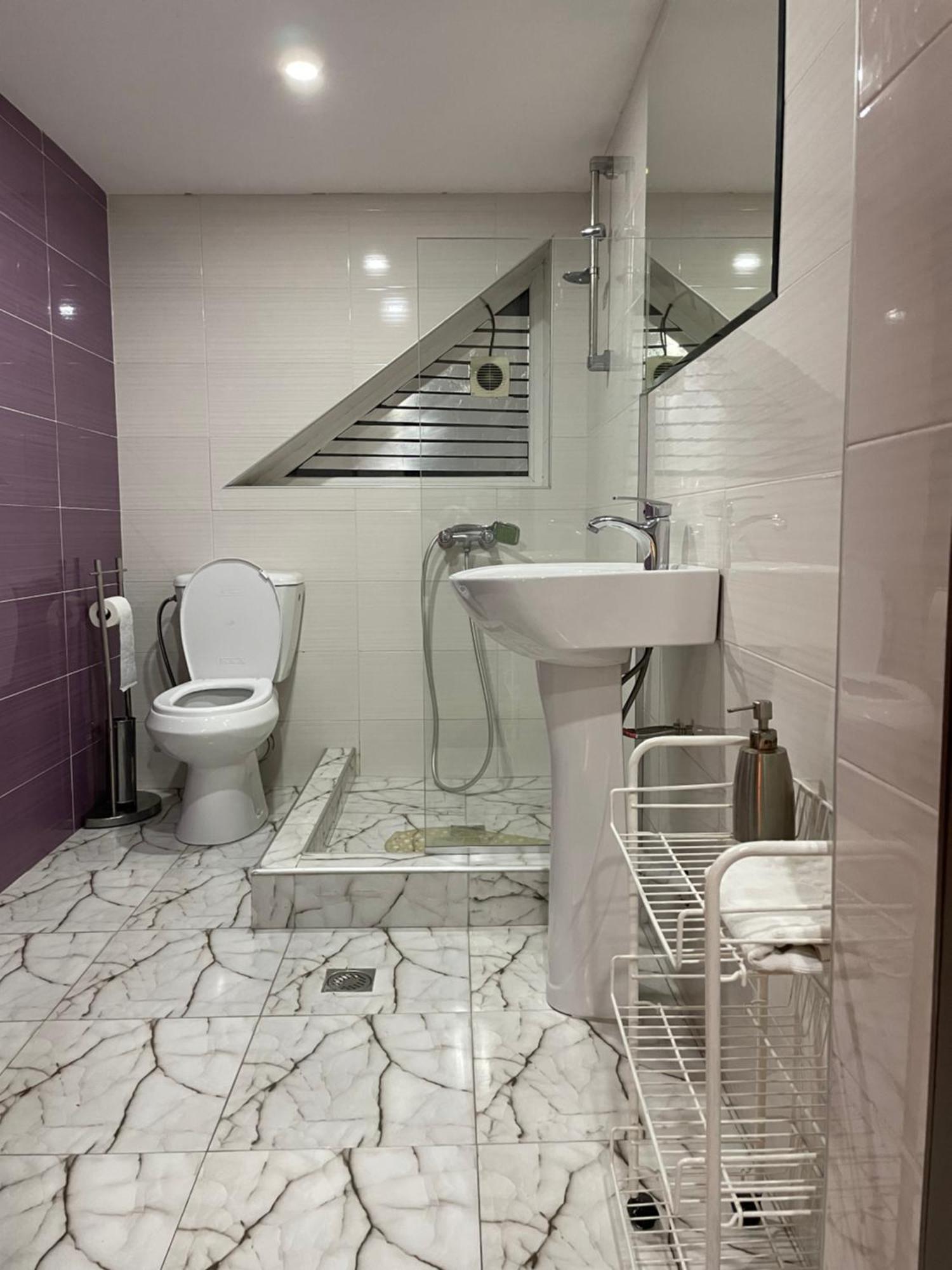 New Hotel Тбілісі Екстер'єр фото